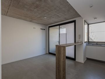 Venta Depto 2 amb con cochera Haedo Sur