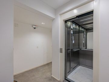 Venta Depto 2 amb con cochera Haedo Sur
