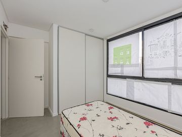 Venta Depto 2 amb con cochera Haedo Sur
