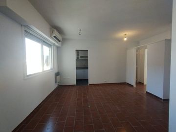VENTA Departamento 3 Ambientes, en Saavedra