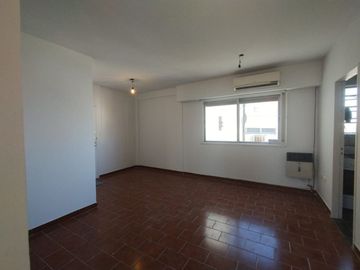 VENTA Departamento 3 Ambientes, en Saavedra