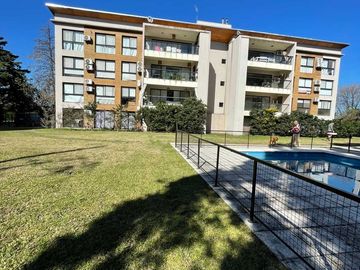 VENTA DPTO 2 AMB. PARRILLA COCHERA PILAR
