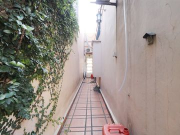 VENTA CASA PATIO, PARRILLA Y TERRAZA P. CHACABUCO