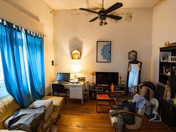 VENTA CASA 4 AMBIENTES VILLA URQUIZA A REFACCIONAR