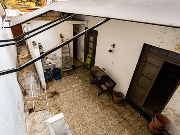 VENTA CASA 4 AMBIENTES VILLA URQUIZA A REFACCIONAR