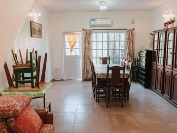 Excelente PH Tipo Casa Ing. Maschwitz Apto Credito
