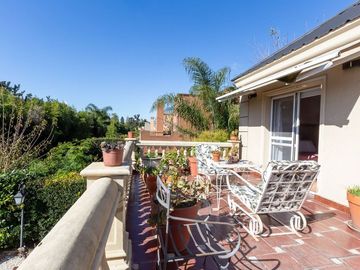 VENTA CASA DE 6 AMB, EN SAN MIGUEL, BARRIO CERRADO