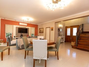 VENTA CASA DE 6 AMB, EN SAN MIGUEL, BARRIO CERRADO