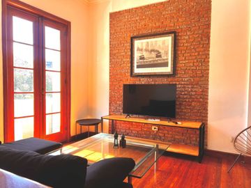 Departamento 3 ambientes frente a plaza San Martin