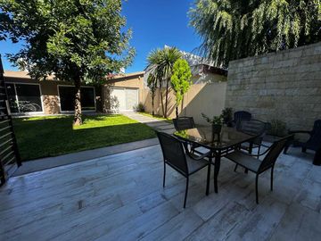 CASA EN VENTA 4 AMBIENTES PLAYROOM ESTRENAR