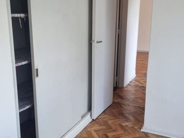 VENTA DTO -FLORES- 2 AMB. C/RENTA C/FTE.BALC-A/CRE