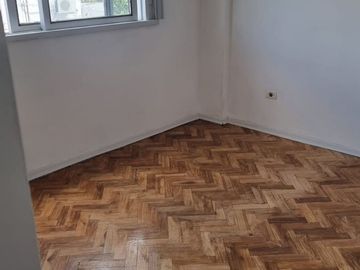 VENTA DTO -FLORES- 2 AMB. C/RENTA C/FTE.BALC-A/CRE