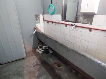 ALQUILER DEPOSITO CON ENTRADA PARA CAMIONES