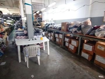 ALQUILER DEPOSITO CON ENTRADA PARA CAMIONES