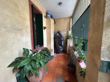 CASA VENTA PARQUE CHACABUCO  QUINCHO Y TERRAZA