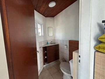 CASA VENTA PARQUE CHACABUCO  QUINCHO Y TERRAZA