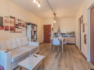 Venta dos ambientes Caballito balcón amenities