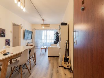 Venta dos ambientes Caballito balcón amenities