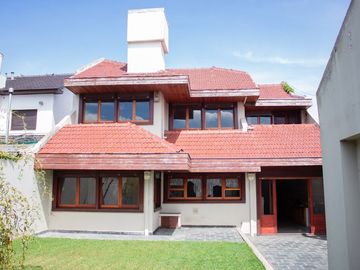 VENTA CASA 5 AMBIENTES COLINAS DE PERALTA RAMOS