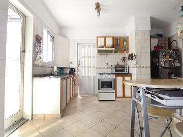 Departamento venta 4 ambientes Flores Apto Credito