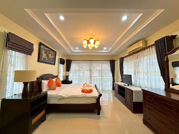 3 Bedroom Villa for sale in Ao Nang, Krabi