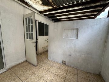 Casa en renta LA GLORIA zona av Tlacote cerca del IMSS 5 de febrero
