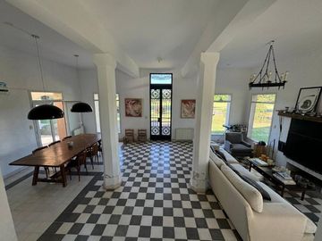 Casa en alquiler en Las Praderas de Lujan