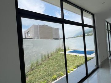 CASA EN VENTA EN CASTAÑOS DEL VERGEL