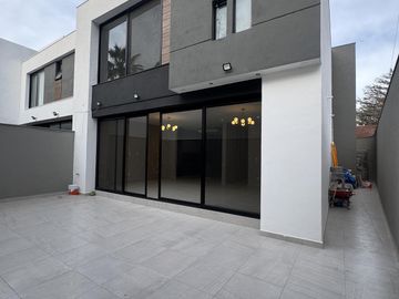 CASA EN VENTA EN BRISAS DEL VERGEL
