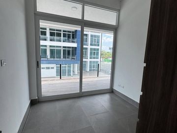 DEPARTAMENTO EN VENTA EN CARRETERA NACIONAL