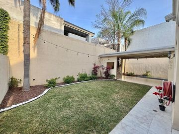 CASA EN VENTA EN MISION CANTERIAS