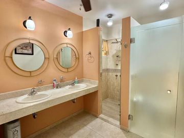CASA EN VENTA EN MISION CANTERIAS