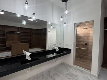 CASA EN VENTA EN CASTAÑOS DEL VERGEL