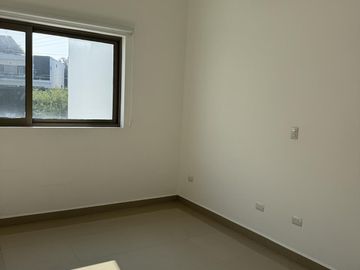 Casa en Renta en Montealban, Monterrey, N. L. Carretera Nacional