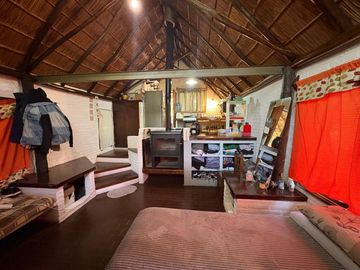 Venta de 2 Lotes en Las Lomadas - Con Casa, Servicios y Escritura - Apta Permuta