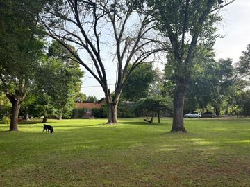 Venta de 2 Lotes en Las Lomadas - Con Casa, Servicios y Escritura - Apta Permuta