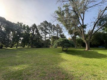 Venta de 2 Lotes en Las Lomadas - Con Casa, Servicios y Escritura - Apta Permuta