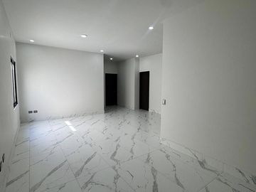 CASA EN VENTA EN AMORADA CARRETERA NACIONAL