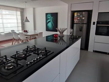 Apartamento en venta de 3 habitaciones en Bogotá, Santa Bárbara.