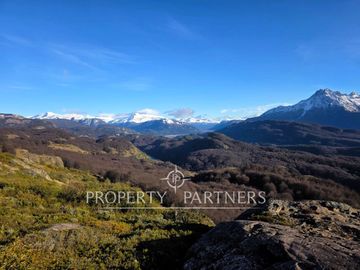 Patagonia, hermosos campos colindantes con espectaculares vistas a Cerro Castillo