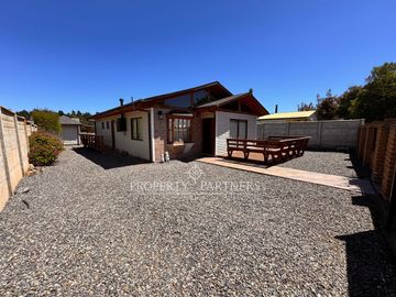 Algarrobo, Linda Casa en Exclusivo Condominio. Oportunidad
