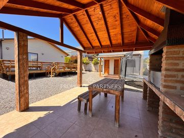 Algarrobo, Linda Casa en Exclusivo Condominio. Oportunidad