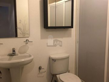 Excelente casa en renta en Puerta Real, Corregidora, Querétaro. DISPONIBLE EL AGOSTO 15