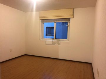 Excelente casa en renta en Puerta Real, Corregidora, Querétaro. DISPONIBLE EL AGOSTO 15