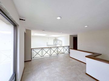 Casa en Venta en Bosques de las Fuentes Calimaya | $4,780,000