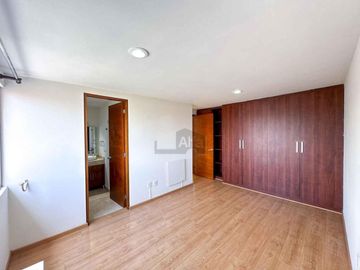 Casa en Venta en Bosques de las Fuentes Calimaya | $4,780,000