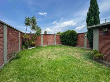 Casa en Venta en Bosques de las Fuentes Calimaya | $4,780,000