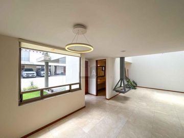 Casa en Venta en Bosques de las Fuentes Calimaya | $4,780,000