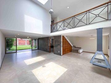 Casa en Venta en Bosques de las Fuentes Calimaya | $4,780,000