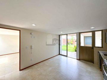 Casa en Venta en Bosques de las Fuentes Calimaya | $4,780,000